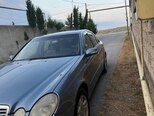 Mercedes E 270-4