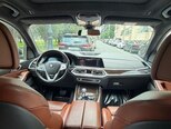 BMW X7-6
