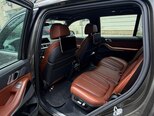 BMW X7-7