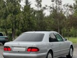 Mercedes E 240-6