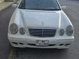 Mercedes E 320-1