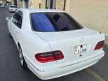 Mercedes E 320-8
