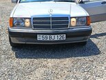 Mercedes 190-1