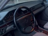 Mercedes 200 E-5