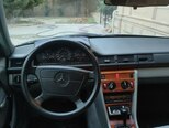 Mercedes 200 E-11