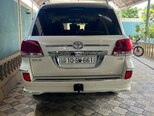 Toyota Land Cruiser-8