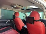 Toyota Land Cruiser-14