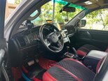 Toyota Land Cruiser-9