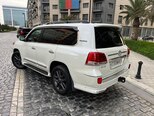 Toyota Land Cruiser-6