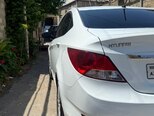 Hyundai Accent-11
