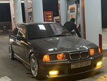 BMW 318-2