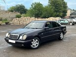 Mercedes E 200-1