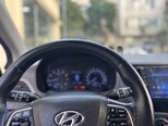 Hyundai Accent-2