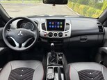 Mitsubishi L200-10
