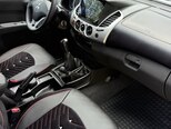 Mitsubishi L200-9