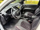 Mitsubishi L200-12