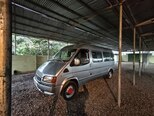 Ford Transit-11