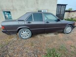 Mercedes 190-13