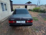 Mercedes 190-15