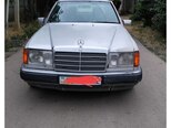 Mercedes 250 D-1