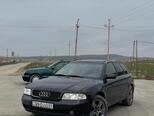 Audi A4-2