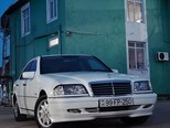 Mercedes C 200-1
