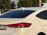 Hyundai Elantra-11