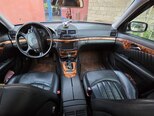 Mercedes E 350-13