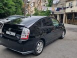 Toyota Prius-4