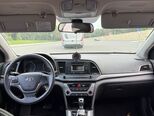 Hyundai Elantra-2