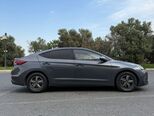 Hyundai Elantra-7
