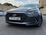 Hyundai Elantra-4