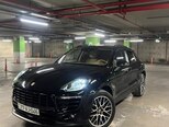 Porsche Macan-1