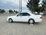 Mercedes E 200-5