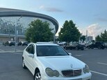 Mercedes C 240-1