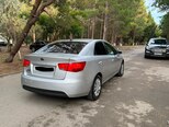 Kia Cerato-8