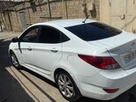 Hyundai Accent-13