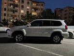 Toyota Land Cruiser Prado-4