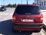 Opel Zafira-5