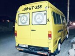 Mercedes 208 D-5