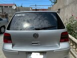 Volkswagen Golf-2