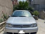 Volkswagen Golf-1