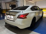 Nissan Altima-8