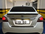 Nissan Altima-10