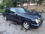 Mercedes E 240-4