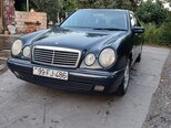 Mercedes E 240-5