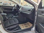 Hyundai Elantra-9