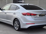 Hyundai Elantra-14