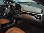 Toyota C-HR-10