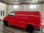 Toyota HiAce-2